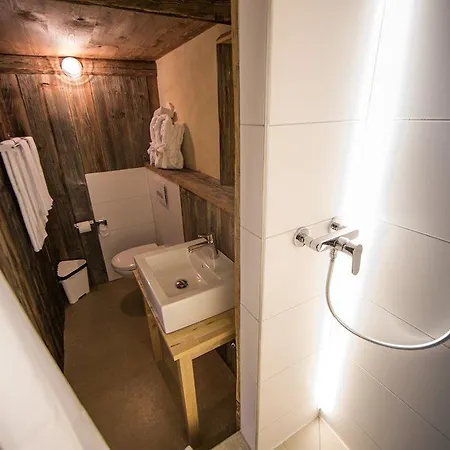 Отель Wetterhorn Хаслиберг